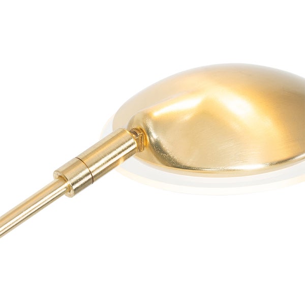 Detailaufnahme einer goldenen Lampe