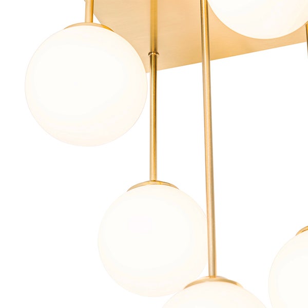 Deckenleuchte mit runden Lampenschirmen