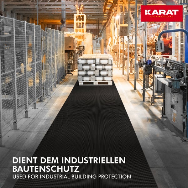 Industriehalle mit Schutzmatte und Warenpalette