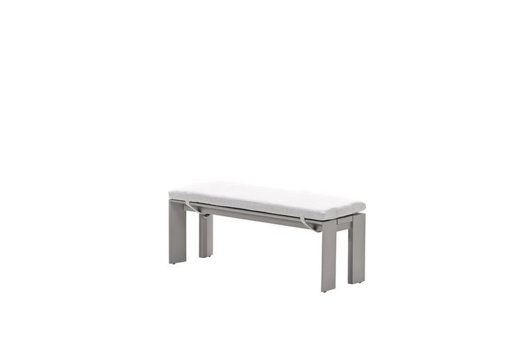 Gartenbank aus Aluminium mit Sitzkissen.