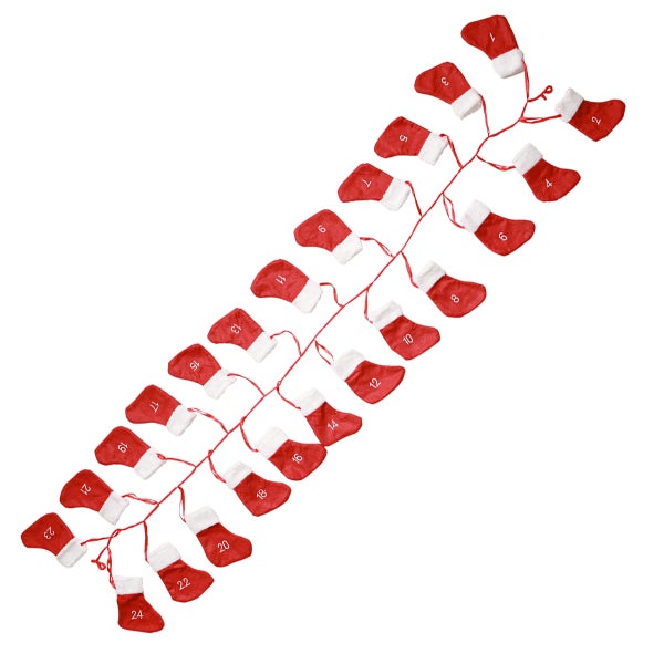 Adventskalender mit 24 roten Socken