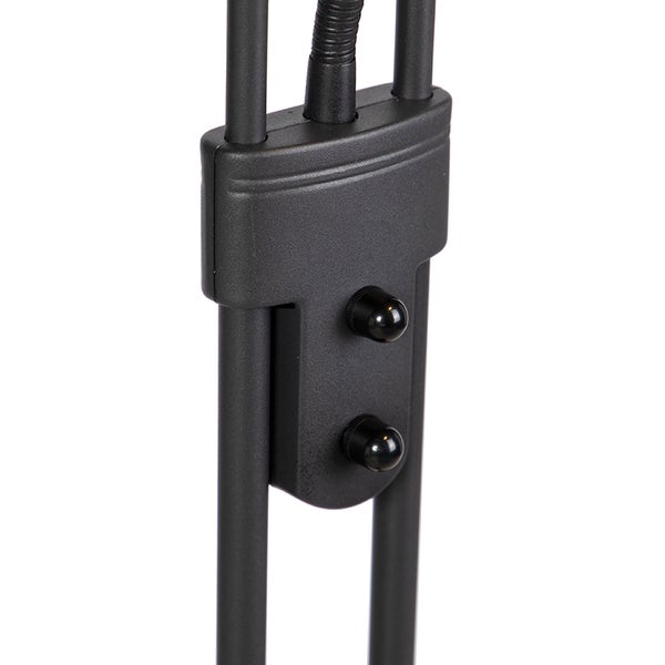 Detailaufnahme einer schwarzen Stehleuchte mit zwei Schaltern zur Lichtregulierung