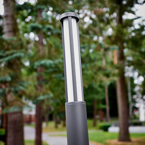 Lucande LED Mastleuchte 2,20 m, Wegeleuchte modern Aussenleuchte Stehlampe moderne Gartenlaterne IP54 Gartenlampe Außenleuchte Wegelampe Hof