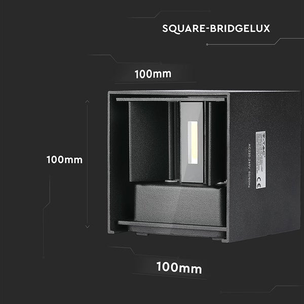 Quadratische LED-Wandleuchte mit den Maßen 100 mm x 100 mm x 100 mm.