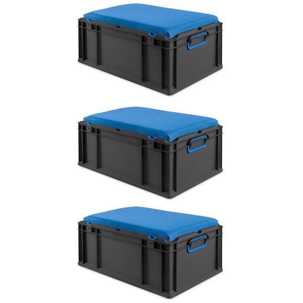 Drei graue Euroboxen mit blauen Sitzkissen gestapelt