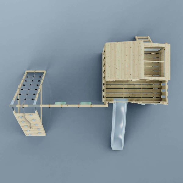 Draufsicht auf einen Kinderspielturm aus Holz mit Spielhaus, Rutsche, Schaukelbalken, Kletterwand und Kletternetz.