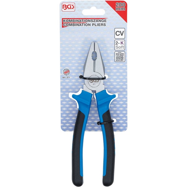 Eine Person mit Arbeitshandschuhen verwendet eine Zange an einem Heizungsrohr.