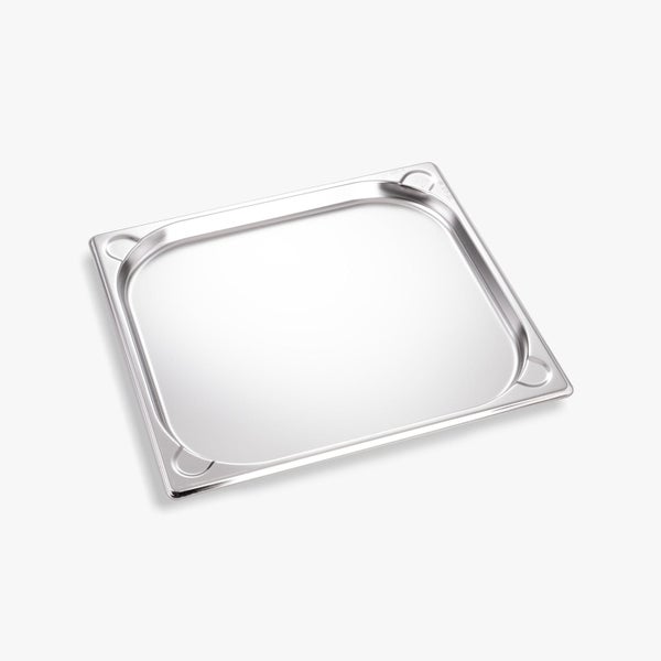 Flacher quadratischer Gastronormbehälter aus Edelstahl für die professionelle Speisenzubereitung und Lagerung.