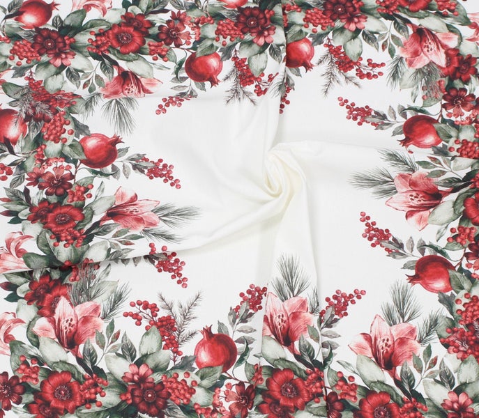 Tischdecke mit weihnachtlichem Blumen und Granatapfel Motiv auf hellem Grund