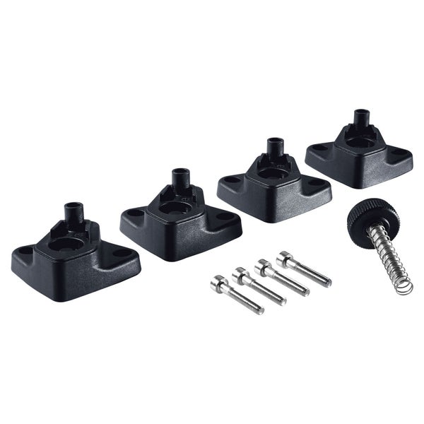 Schaukelgestell aus Holz mit Doppelschaukel, Leiter, Podest und Rutsche.