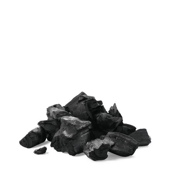 Stapel Grillkohle.