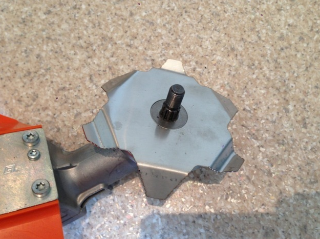 Metallfräskopf für eine Motorsense