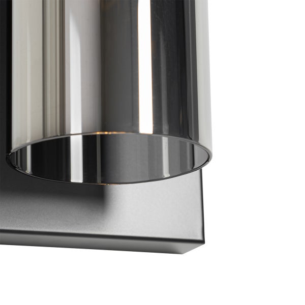 Wandleuchte mit Glaszylinder