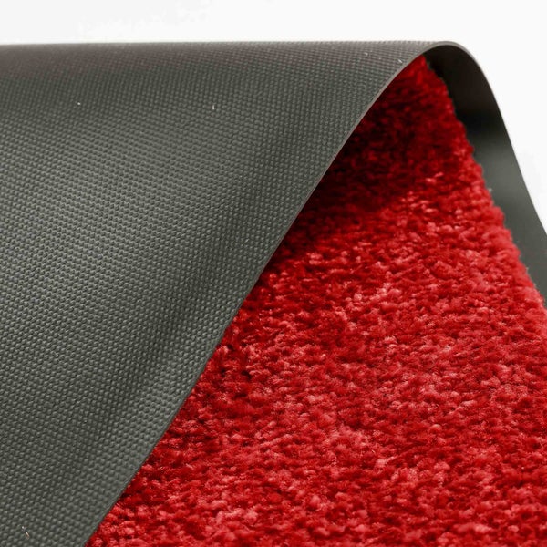 Roter Teppich mit grauer Rückseite