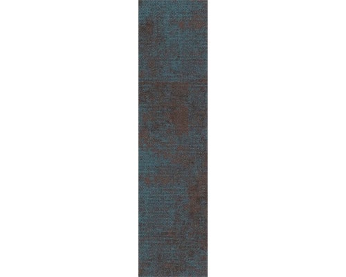 Teppichdiele mit strukturierter, melierter Oberfläche in Blau und Braun.
