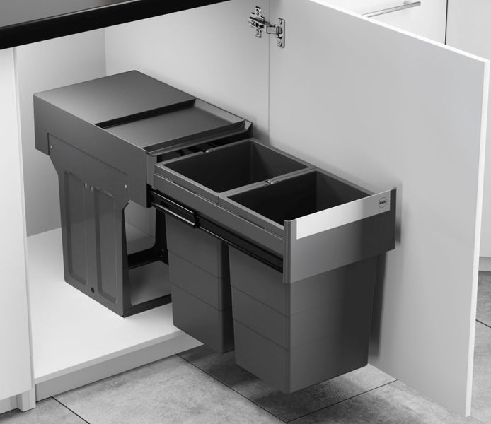 Einbaueimer zur Mülltrennung im Küchenschrank mit zwei Behältern