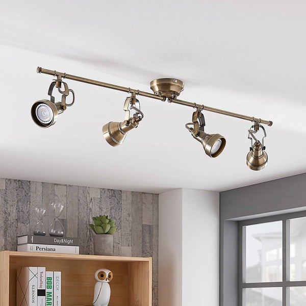 Deckenleuchte mit vier Strahlern