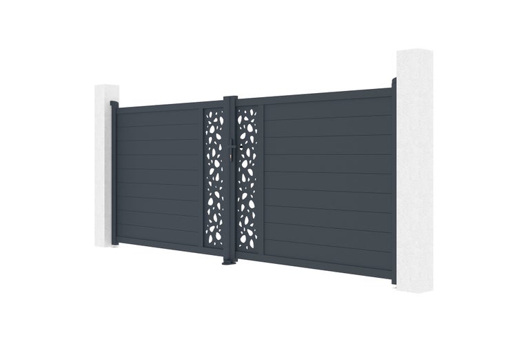Zweiflügeliges Einfahrtstor aus Aluminium in Anthrazit mit horizontalen Lamellen und dekorativen Lochblechen zwischen zwei Pfosten.