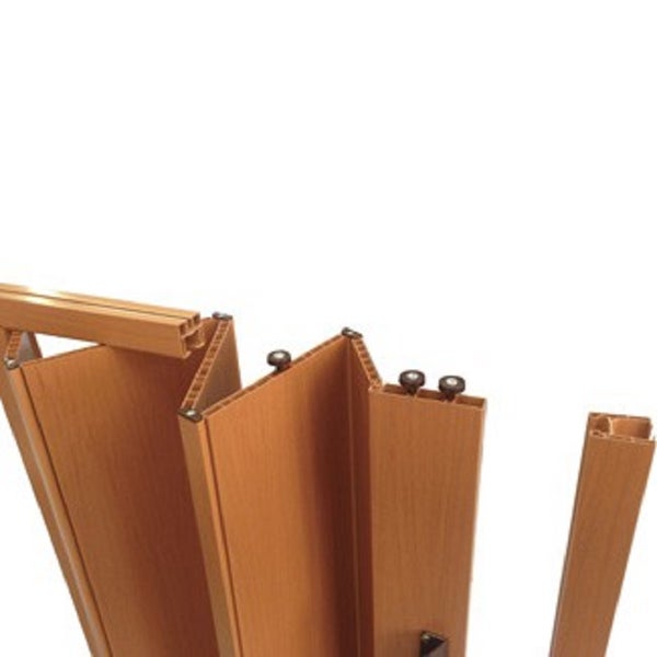 Kunststoff-Falttür im Detail