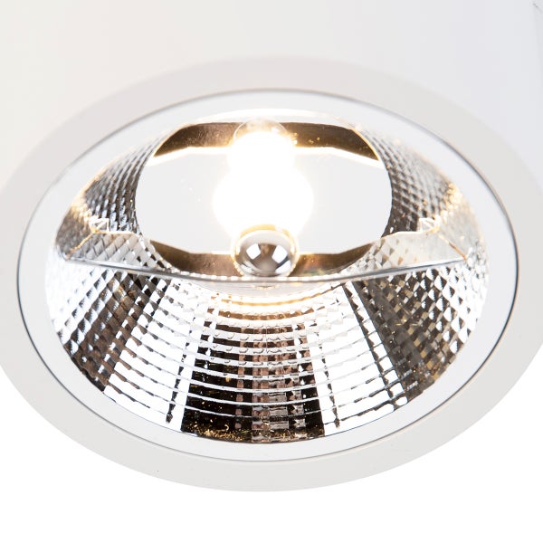 Deckeneinbaustrahler mit Reflektor und Leuchtmittel