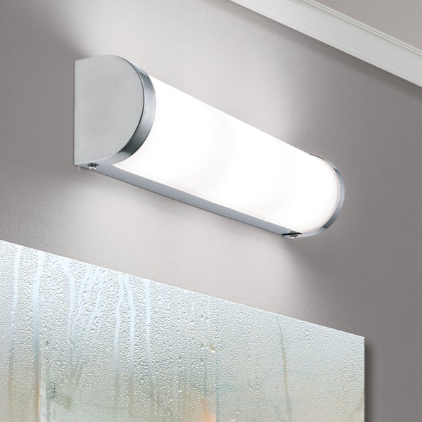Moderne LED Spiegelleuchte für das Badezimmer mit Metallgehäuse und satiniertem Diffusor zur Wandmontage über dem Spiegel.
