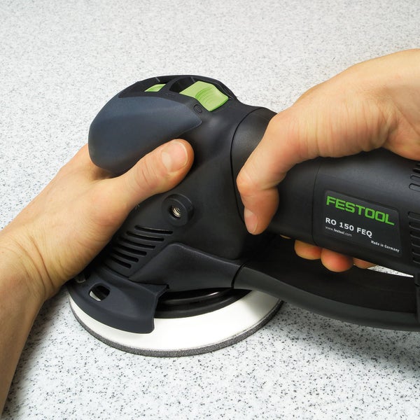 Festool Exzenterschleifer RO 150 FEQ in der Anwendung