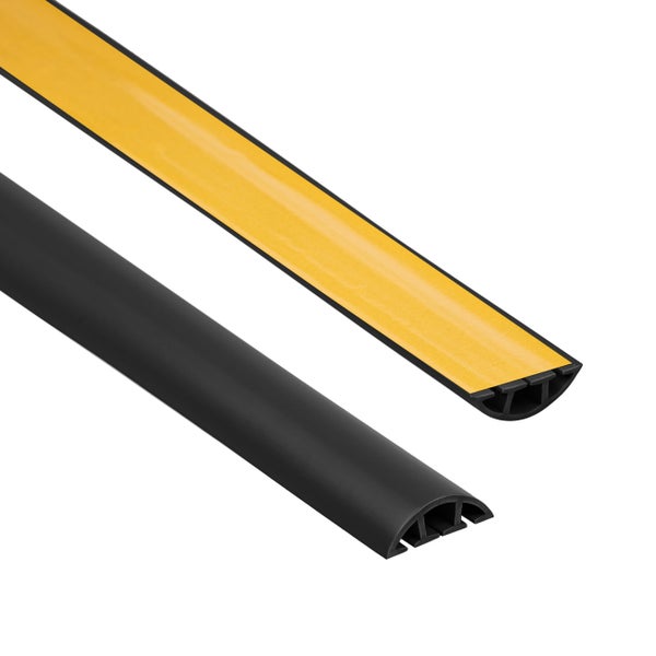Gummigranulatfliese mit den Maßen 60 mm x 60 mm x 8 mm