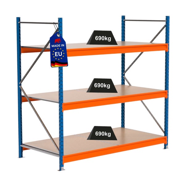 Lagerregal mit drei Ebenen und dem Hinweis Made in EU, jede Ebene ist mit 690 Kilogramm belastbar