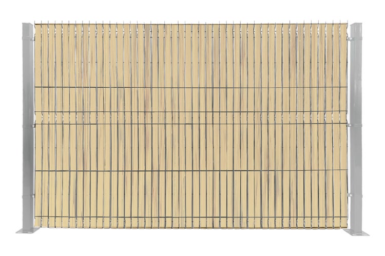 Sichtschutzzaun mit Lamellen und Metallpfosten