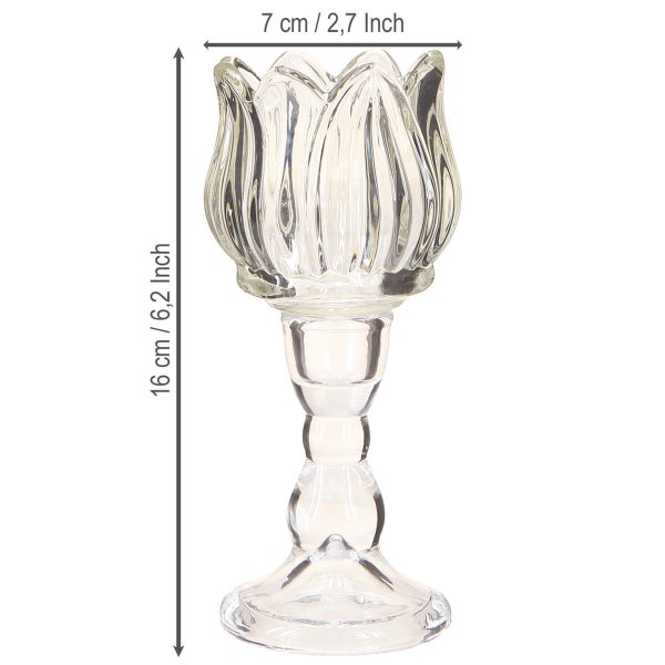 Teelichthalter aus klarem Glas in Tulpenform, Höhe 16 Zentimeter, Breite oben 7 Zentimeter.