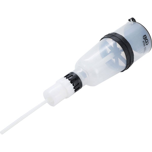 BGS Technic Bremsentlüfter-Flasche aus transparentem Kunststoff für Bremsflüssigkeit.