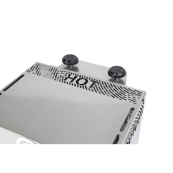 Edelstahl-Oberhitzegrill mit Grillrost und Beefer Logo.