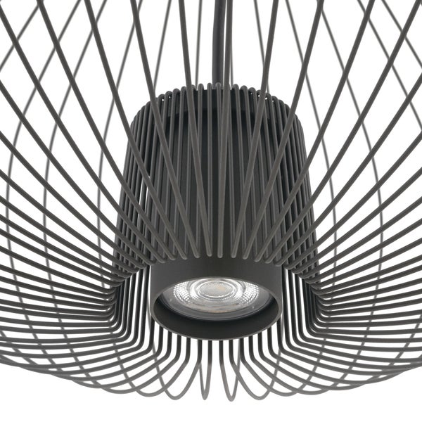 Moderne Pendelleuchte mit Drahtgestell aus Metall und integriertem Leuchtmittel.