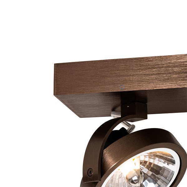 Deckenleuchte mit einem Spot