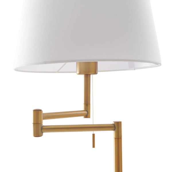 Detailansicht einer Stehlampe mit Stoffschirm und verstellbarem Arm