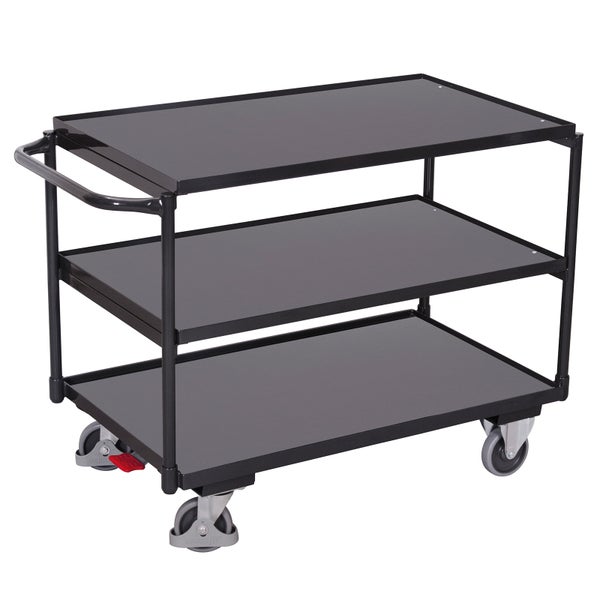 Etagenwagen mit 3 Ladeflächen aus Stahl, Schiebegriff und 4 Lenkrollen.