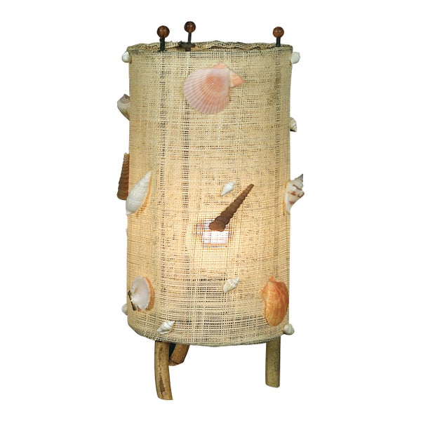Tischleuchte mit Stoffschirm und Muscheldekoration