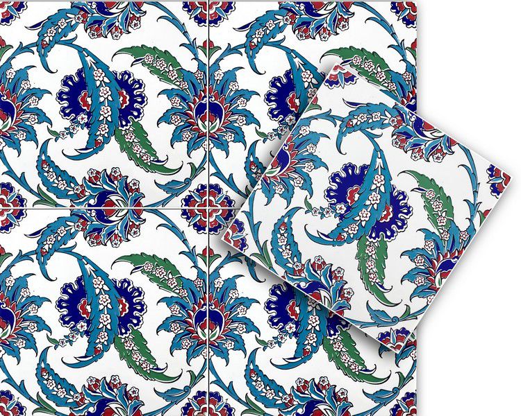 Fliesen mit floralem Muster für Wand und Boden