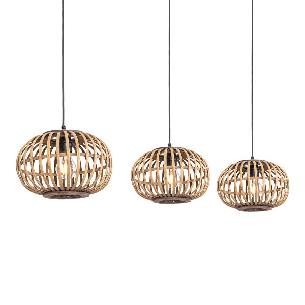 Drei hängende Lampen mit Lampenschirmen aus Holz