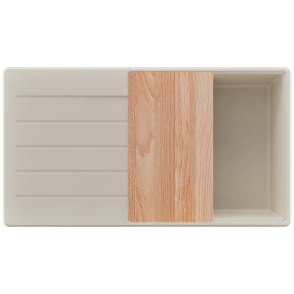 Spülbecken mit Schneidebrett