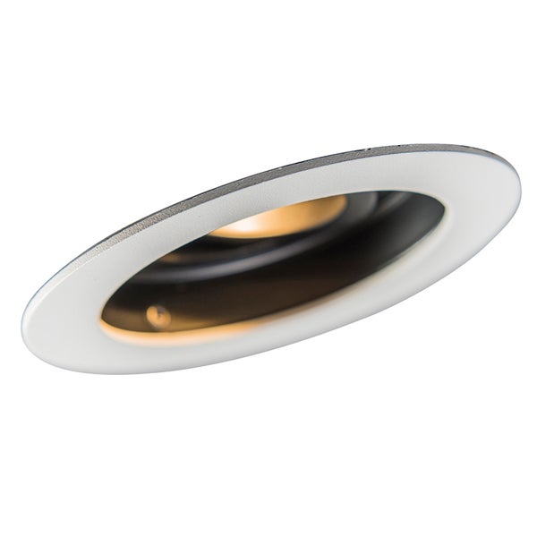 Runder Einbaustrahler aus Metall in Weiß mit warmweißem Licht.