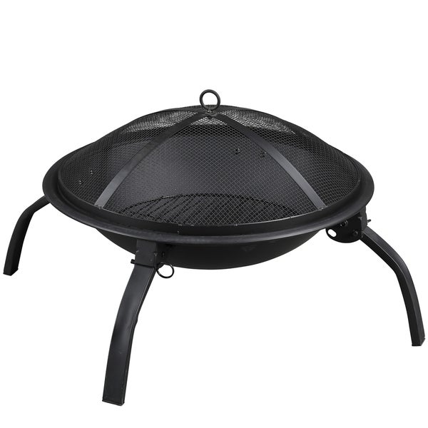 Schwarze Feuerstelle aus Metall mit Funkenschutzgitter