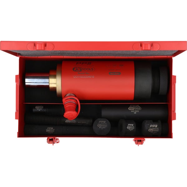 Hydraulikzylinder mit Zubehör im roten Metallkoffer