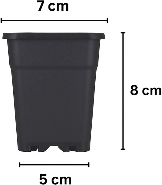 Schwarzer Kunststoff-Anzuchttopf mit Maßangaben von 7 Zentimeter oben, 8 Zentimeter Höhe und 5 Zentimeter unten.