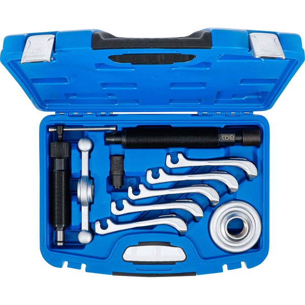 Werkzeugsatz im blauen Koffer