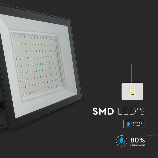 LED-Strahler mit SMD-LEDs, zwei Jahre Garantie und 80 Prozent Energieeinsparung.