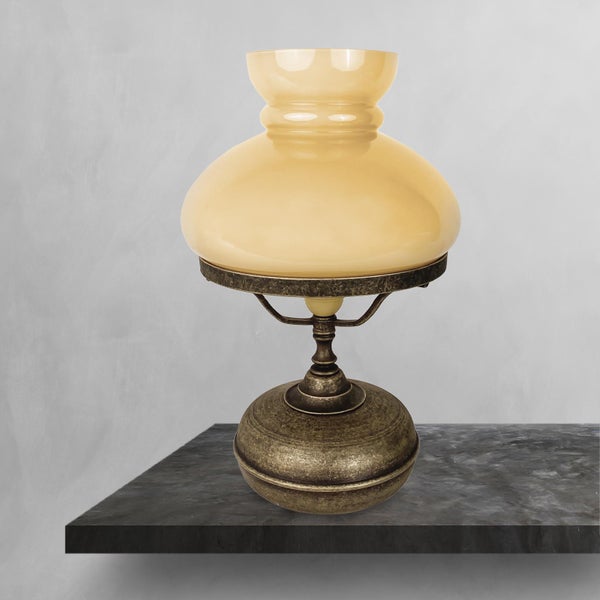 Tischleuchte mit Glasschirm