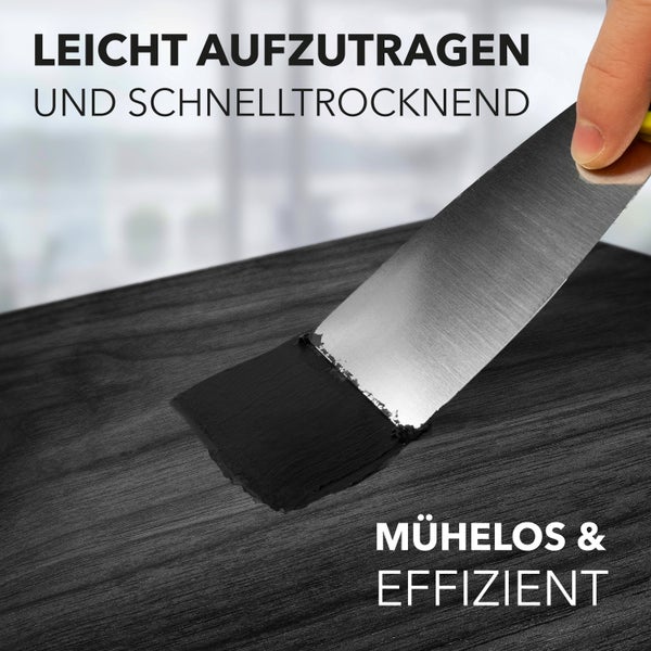 Auftragen von schnelltrocknender Holzlasur mit einem Spachtel