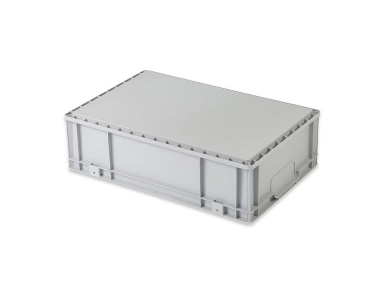 Mehrere transparente Schubladenboxen aus Kunststoff, einige gestapelt, andere separat.