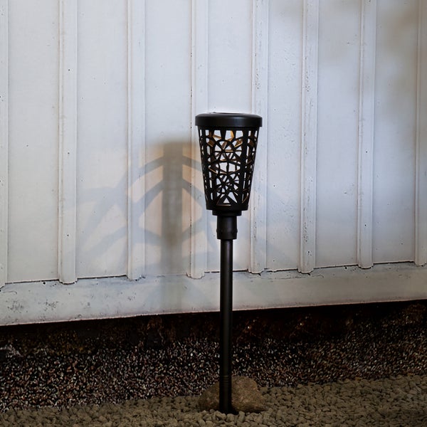 Dekorative Gartenleuchte mit geometrischem Muster